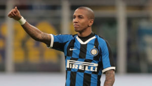 Inter Milan Perpanjang Kontrak Ashley Young